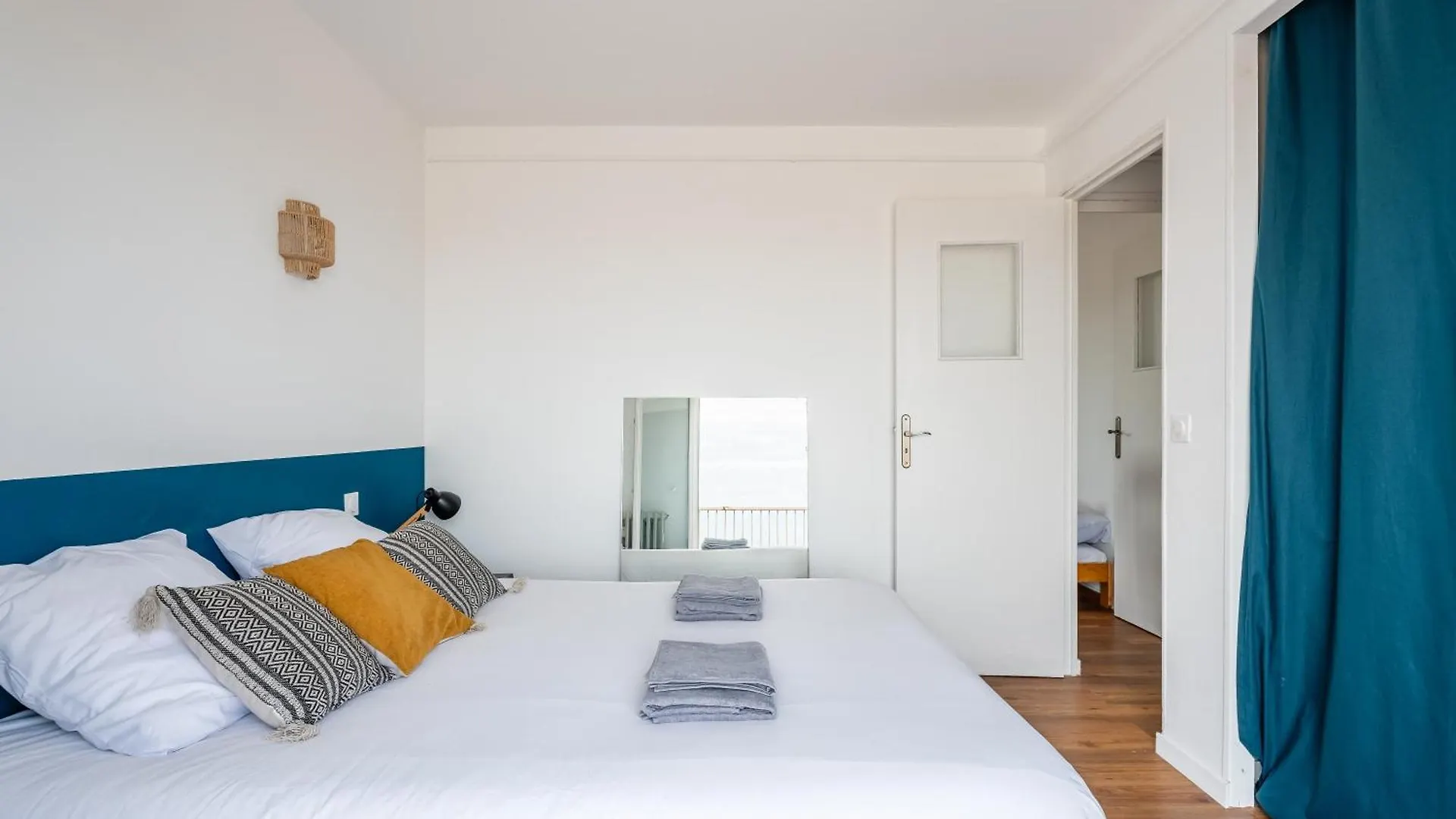Apartment With Large Terrace And Panoramic View - 2 Bedrooms, Marseille